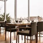 Ambassador Otel 4*