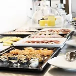 Ambassador Hotel 4*