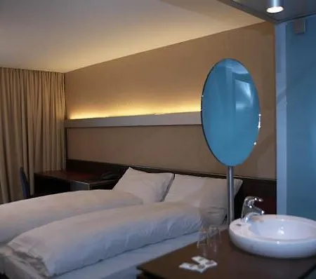 Ambassador Hotel Berna